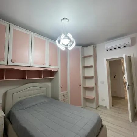 Lindo E Dora - A Due Passi Dal Mare