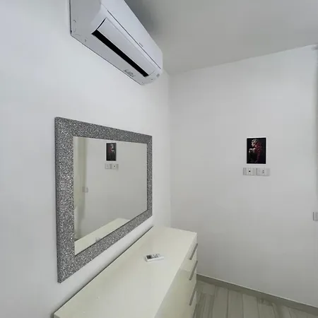 Lindo E Dora - A Due Passi Dal Mare * سان بنيديتّو ديل ترونتو